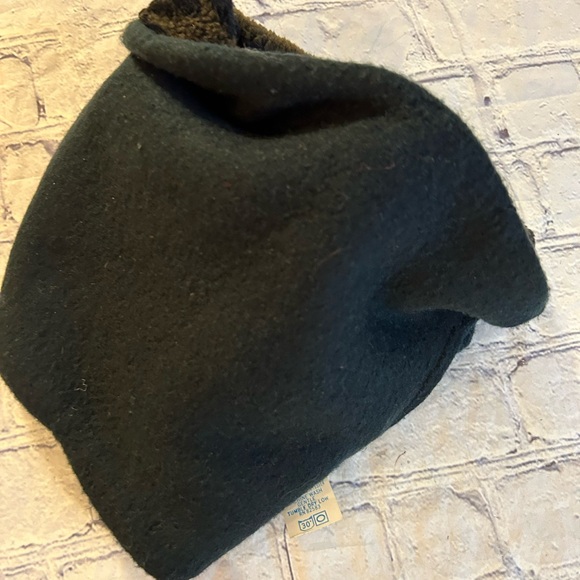 TURTLE FÜR (2) PULLOVER FLEECE NECK BANDS USA MADE PURPLE AND BROWN/BLACK O/S - Picture 3 of 6